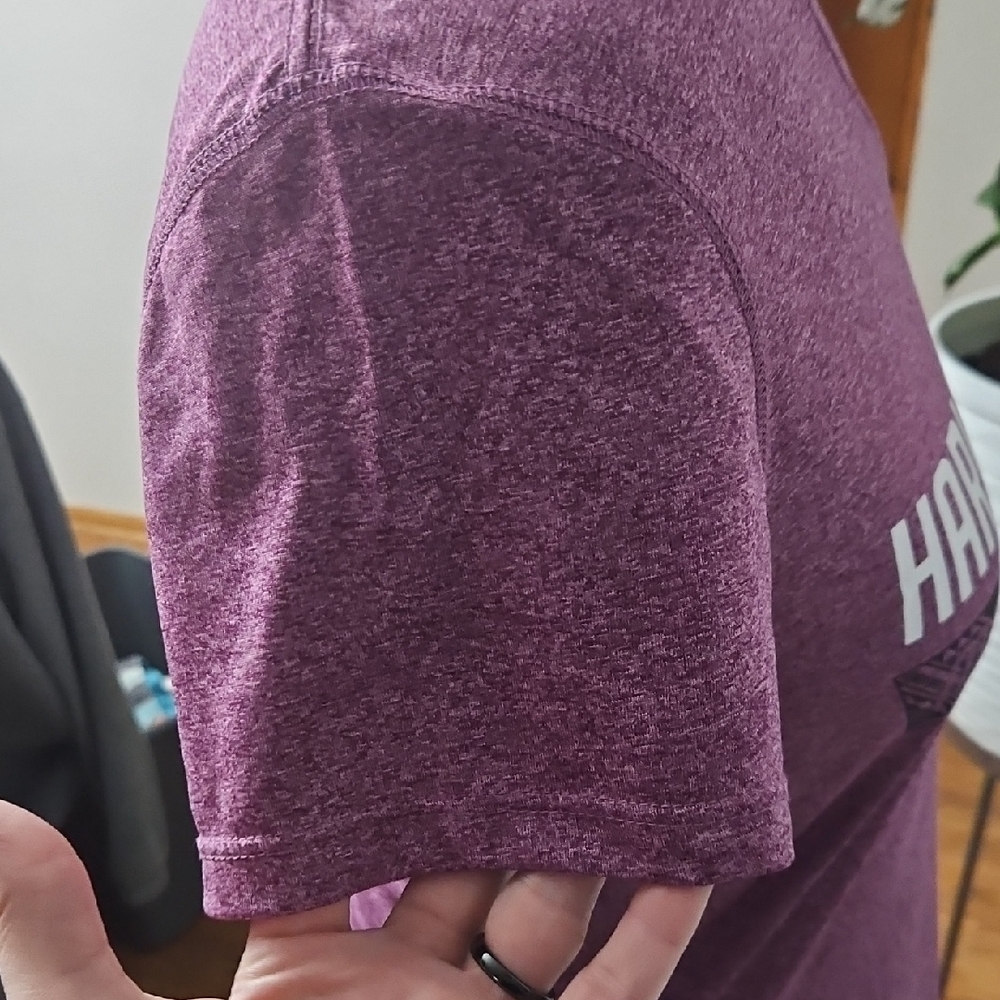 Harley-Davidson Maroon V-Neck Tee - Picture 7 of 11